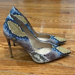 Steve Madden multicolor snakeskin print pumps.